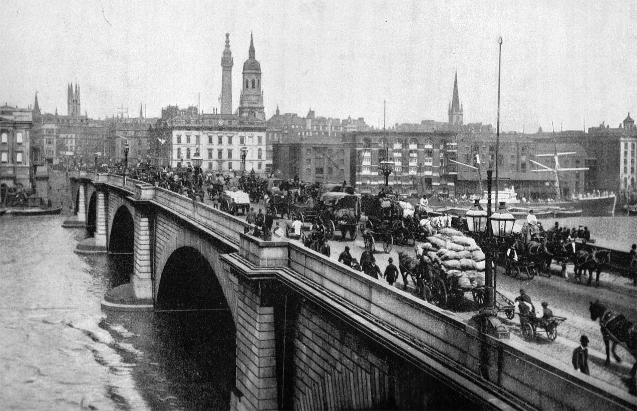 London Bridge in 1900